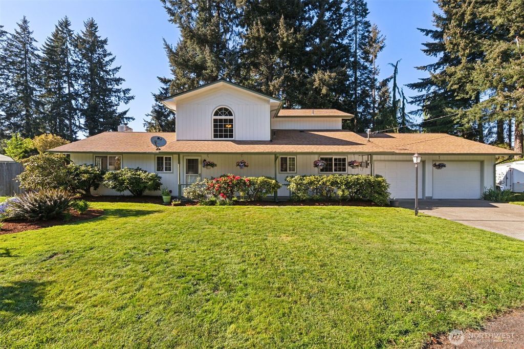 Photo of 6816 4th Way SE, Lacey, WA 98503 (MLS # 2515236)