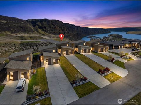 Photo of 9773 Ridgeview Drive NW, Quincy, WA 98848 (MLS # 2499977)