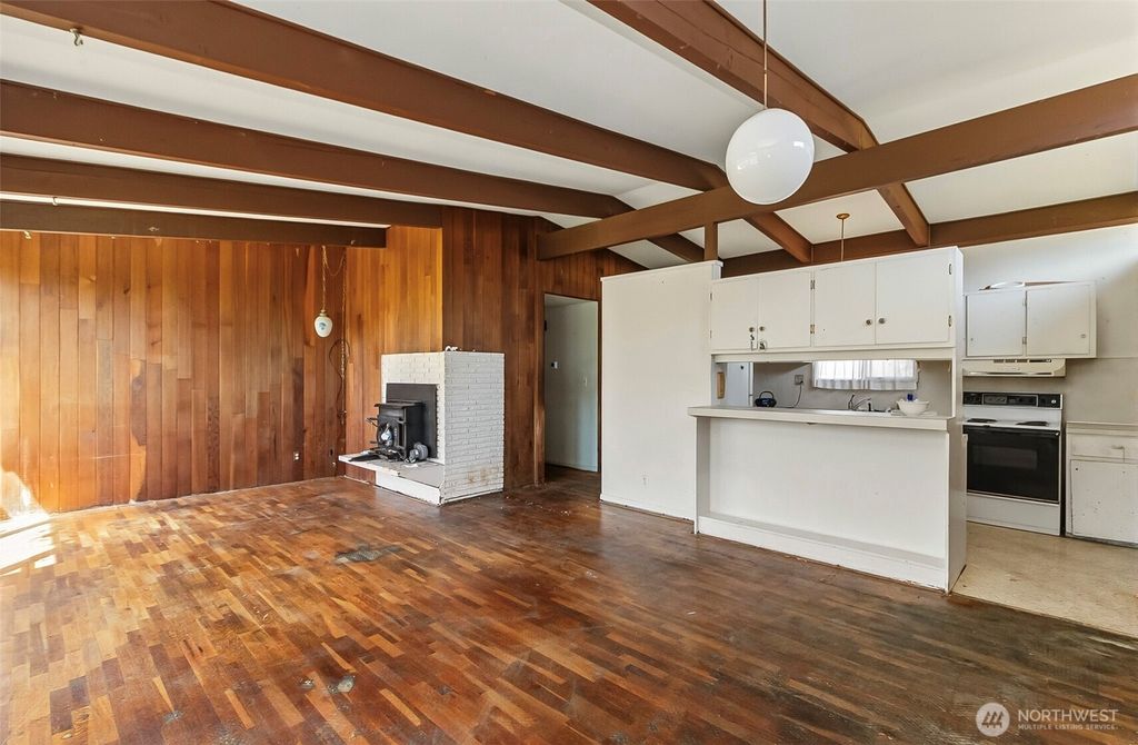 Photo of 4704 Alger Avenue, Everett, WA 98203 (MLS # 2512432)