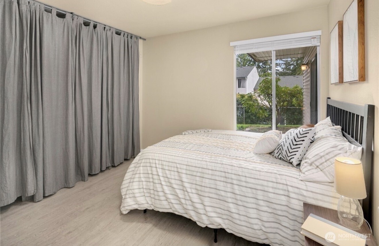 17431 Ambaum Boulevard S B13