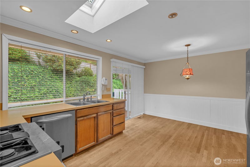 15307 SE 43rd Place