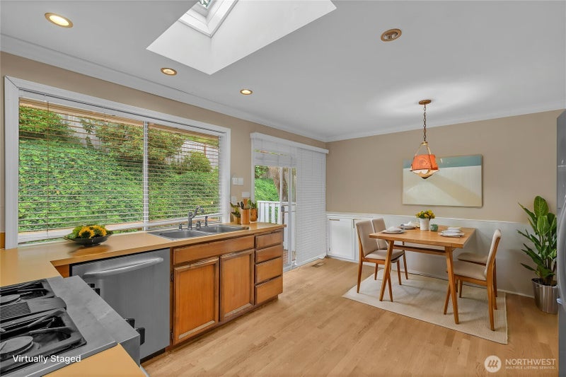 15307 SE 43rd Place