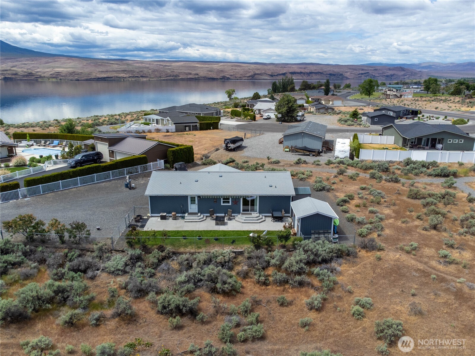 101 Lake Place SW 328