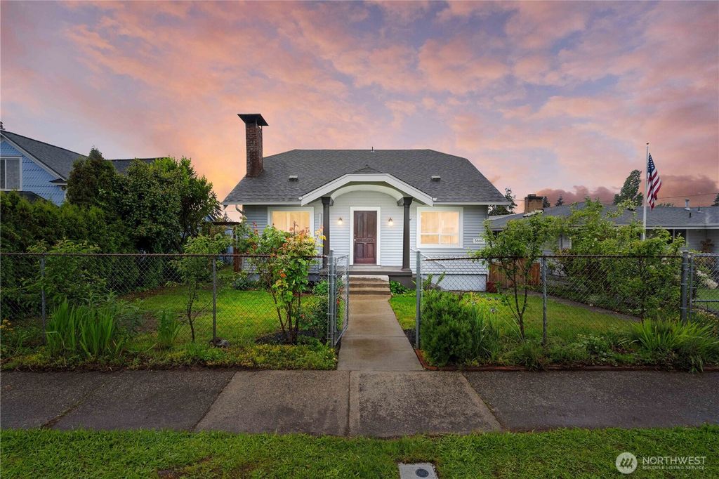 Photo of 5660 S Thompson Avenue #1, Tacoma, WA 98408 (MLS # 2517916)