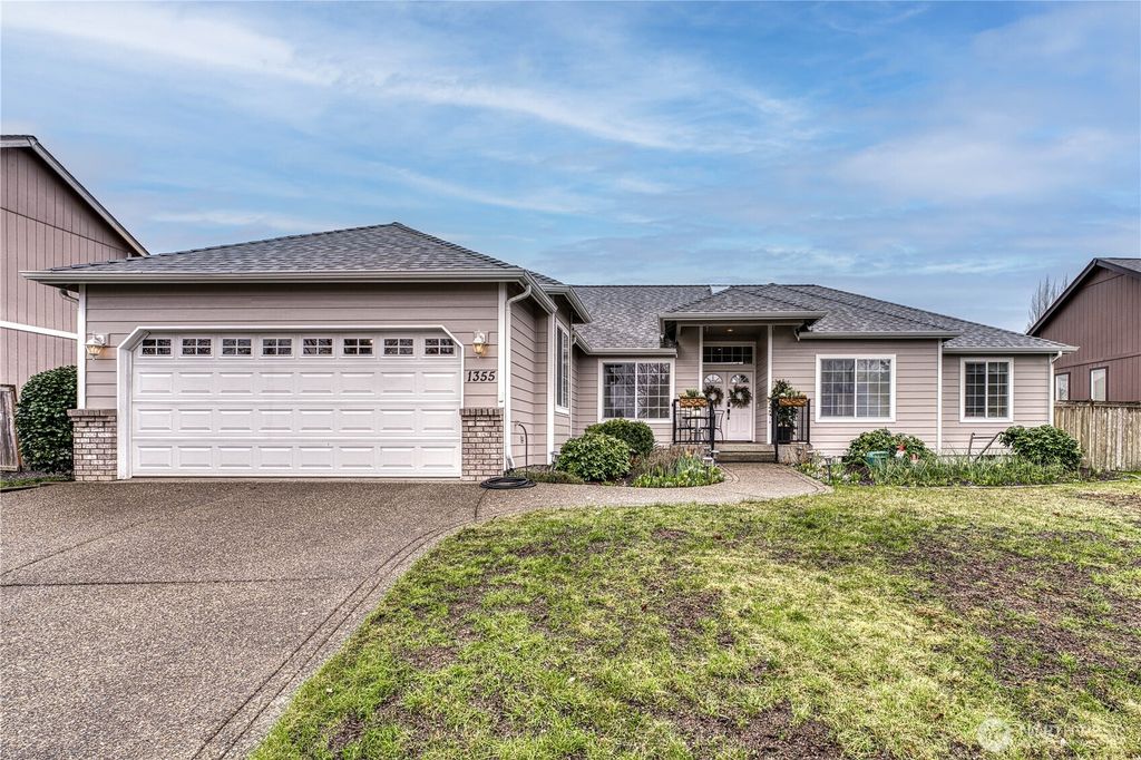 Photo of 1355 Olsen Avenue, Buckley, WA 98321 (MLS # 2483253)
