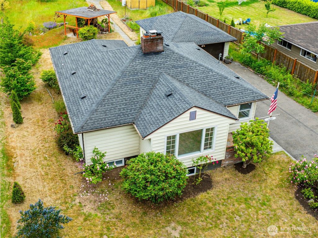 Photo of 11841 10th Avenue S, Seattle, WA 98168 (MLS # 2388313)