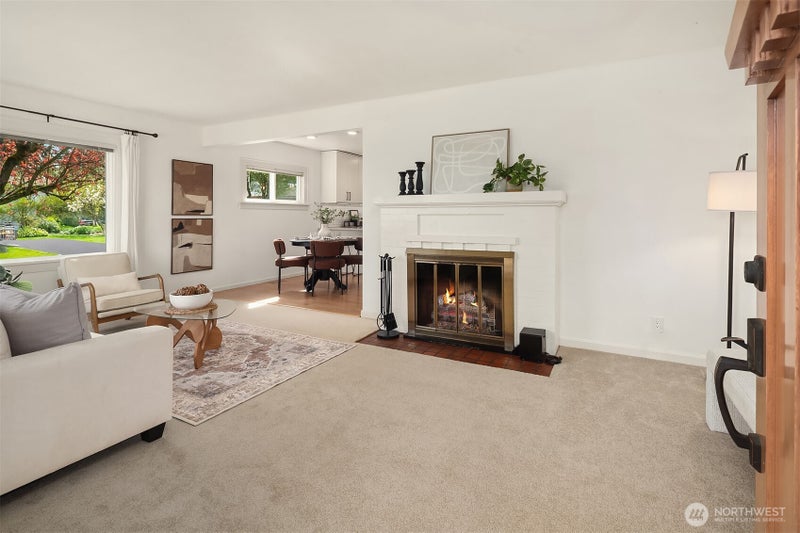 5810 Commercial Avenue