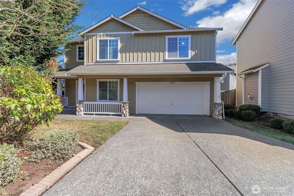 Photo of 13605 116th Avenue Ct E, Puyallup, WA 98374 (MLS # 2499503)