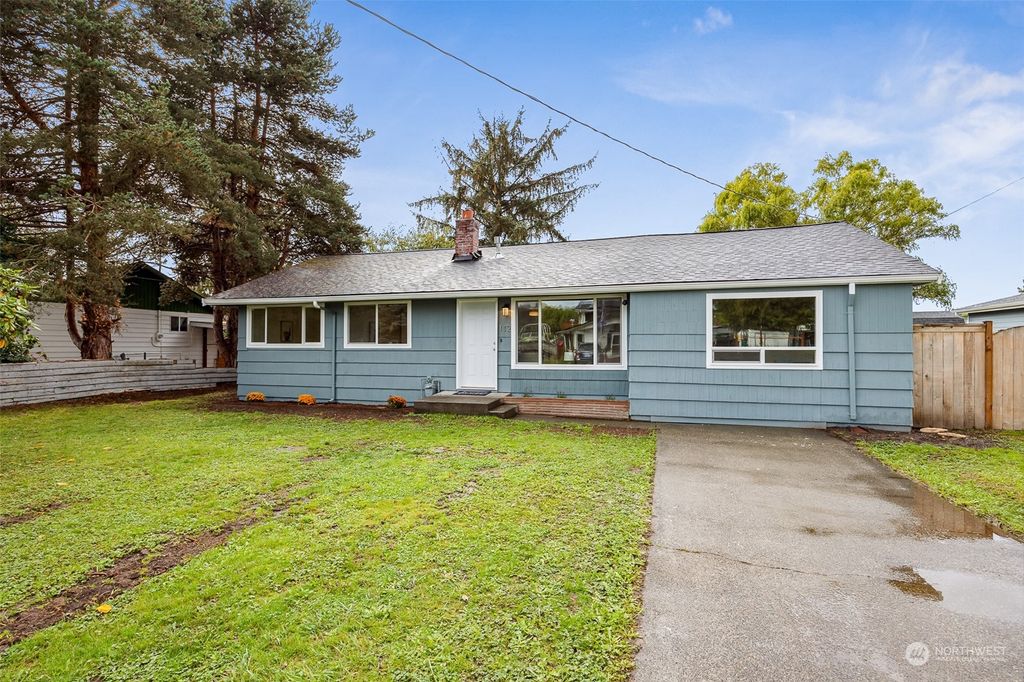 Photo of 112 Eastgate Avenue S, Pacific, WA 98047 (MLS # 2170514)