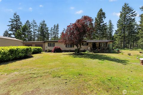 Photo of 792 W Dayton Airport Road, Shelton, WA 98584 (MLS # 2532493)
