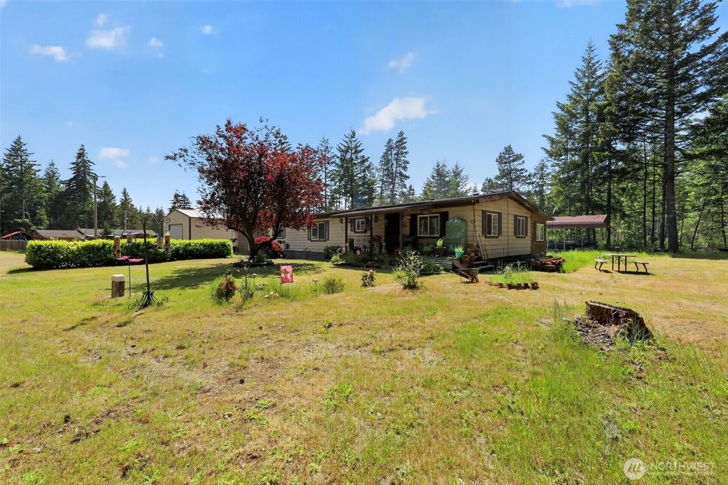Photo of 792 W Dayton Airport Road, Shelton, WA 98584 (MLS # 2532493)