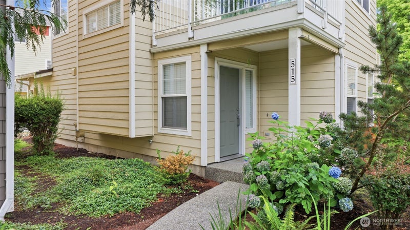 515 225th Place NE 33