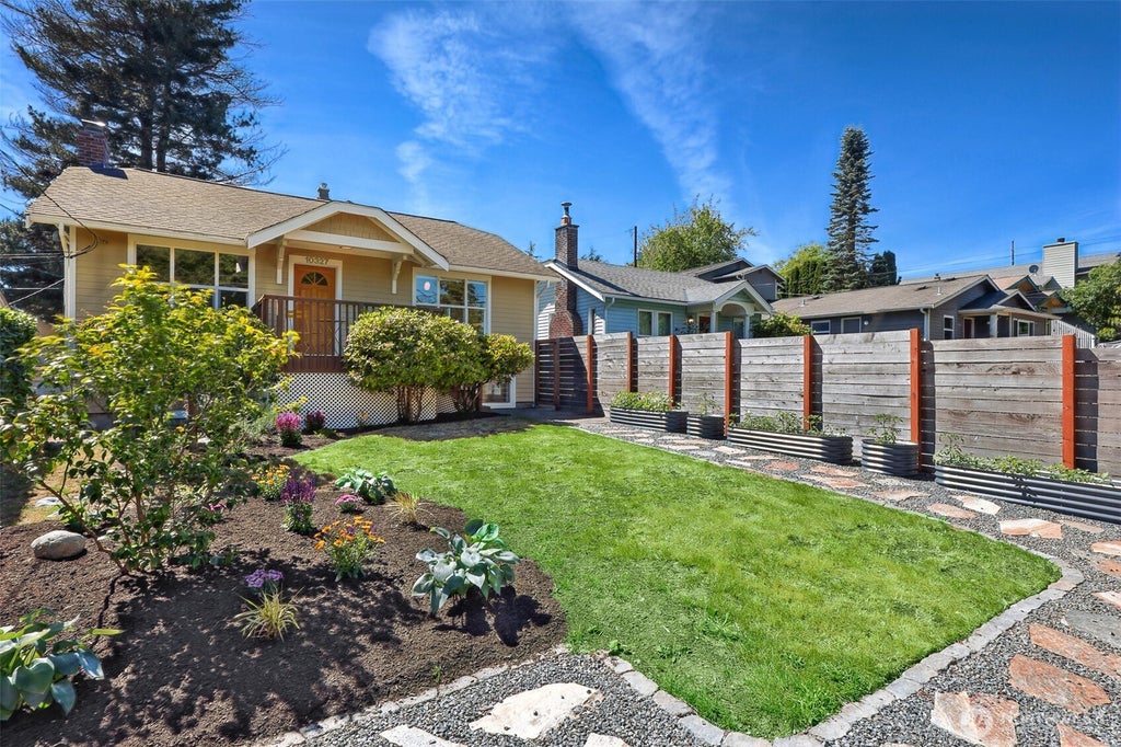 Photo of 10327 Stone Avenue N, Seattle, WA 98133 (MLS # 2538769)