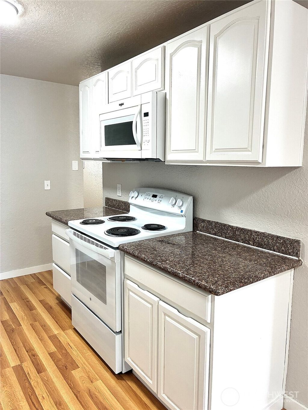 Photo of 15409 9th Avenue SW, Burien, WA 98166 (MLS # 2536775)