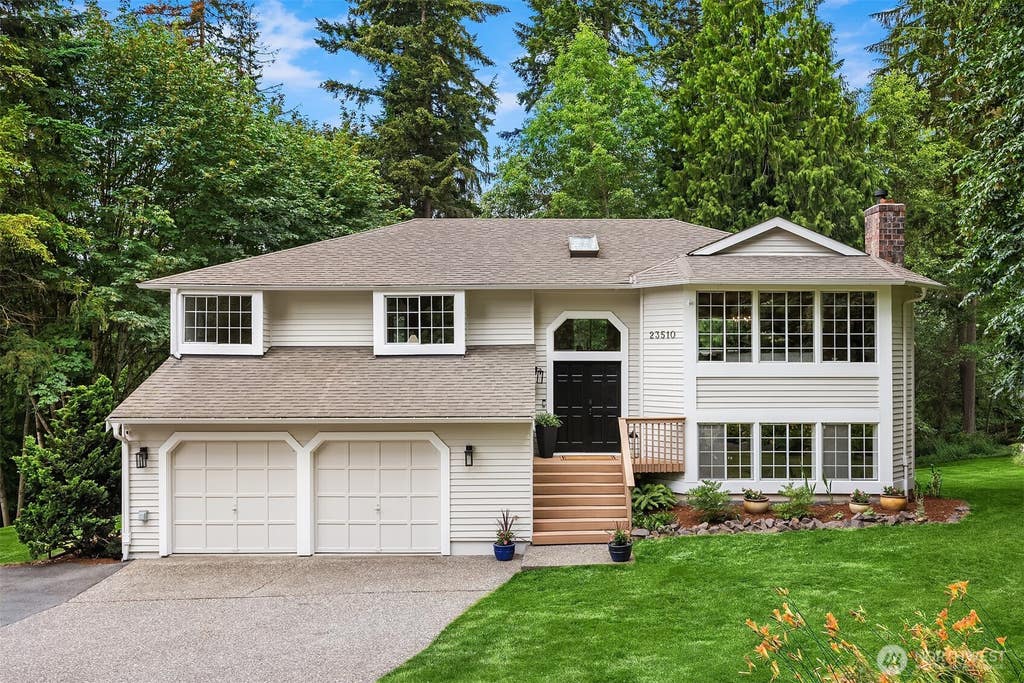 Photo of 23510 NE 181st Street, Woodinville, WA 98077 (MLS # 2566021)