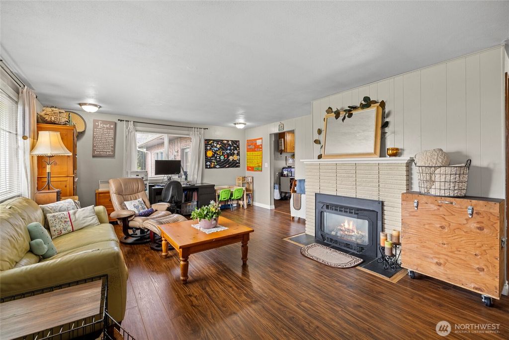 Photo of 20181 Lafayette Road, Burlington, WA 98233 (MLS # 2498386)