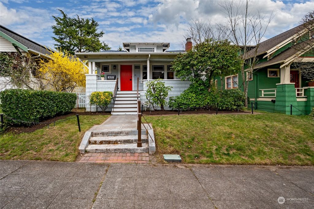 Photo of 6318 18th Avenue NE, Seattle, WA 98115 (MLS # 2050508)