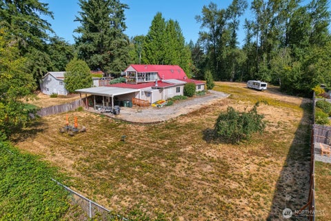 Photo of 11651 SE 212th Place, Kent, WA 98031 (MLS # 2573729)