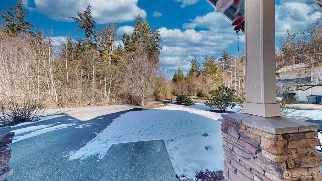Photo of 13621 76th Avenue NW, Stanwood, WA 98292 (MLS # 2332334)