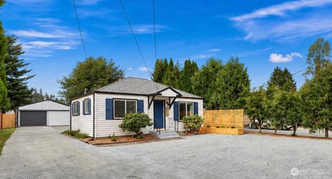 Photo of 1313 State Route 20, Burlington, WA 98233 (MLS # 2582474)