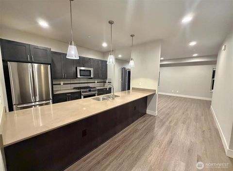 18236 73rd Avenue NE 101 Kenmore WA 98028