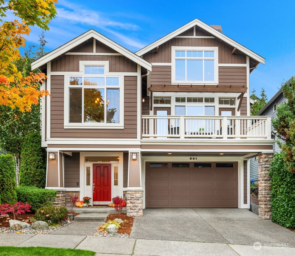 Photo of 821 Bear Ridge Drive NW, Issaquah, WA 98027 (MLS # 2301990)