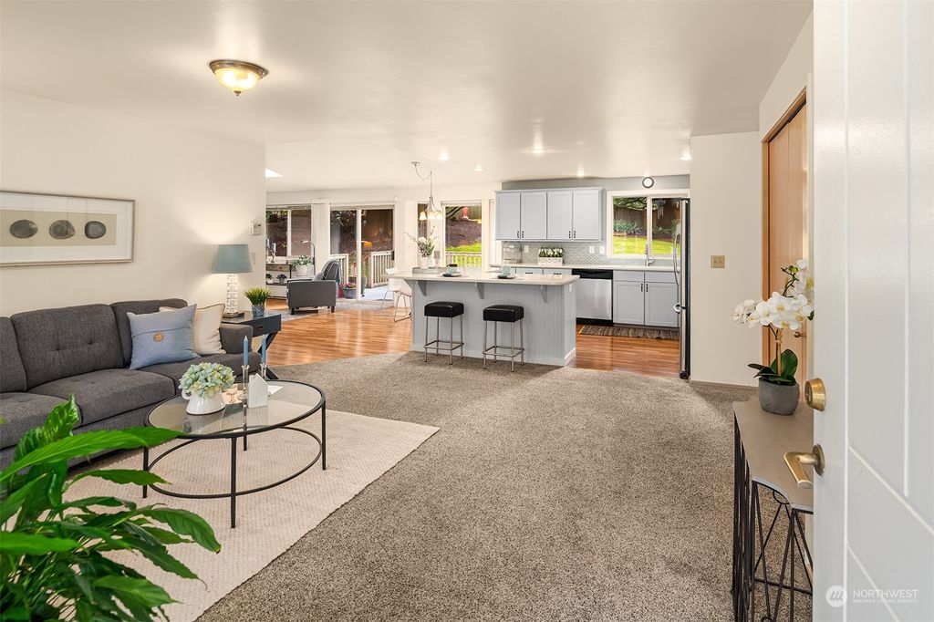 Photo of 14406 274th Court NE, Duvall, WA 98019 (MLS # 2208724)