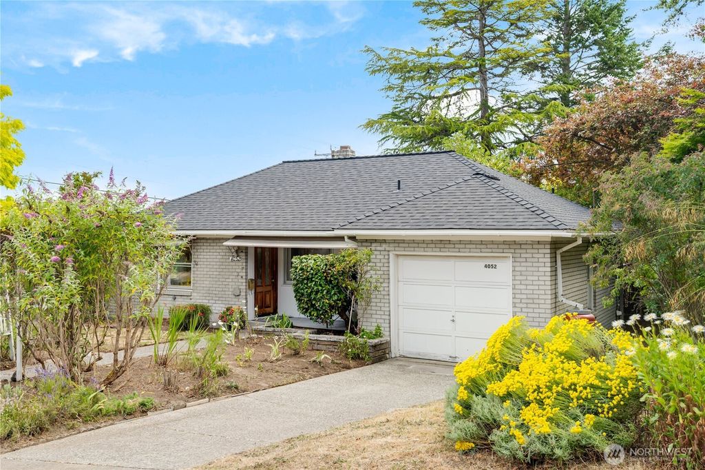 Photo of 4052 Williams Avenue W, Seattle, WA 98199 (MLS # 2403387)