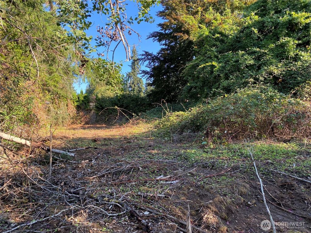 Photo of 20343 75th Avenue NE, Kenmore, WA 98028 (MLS # 2442194)