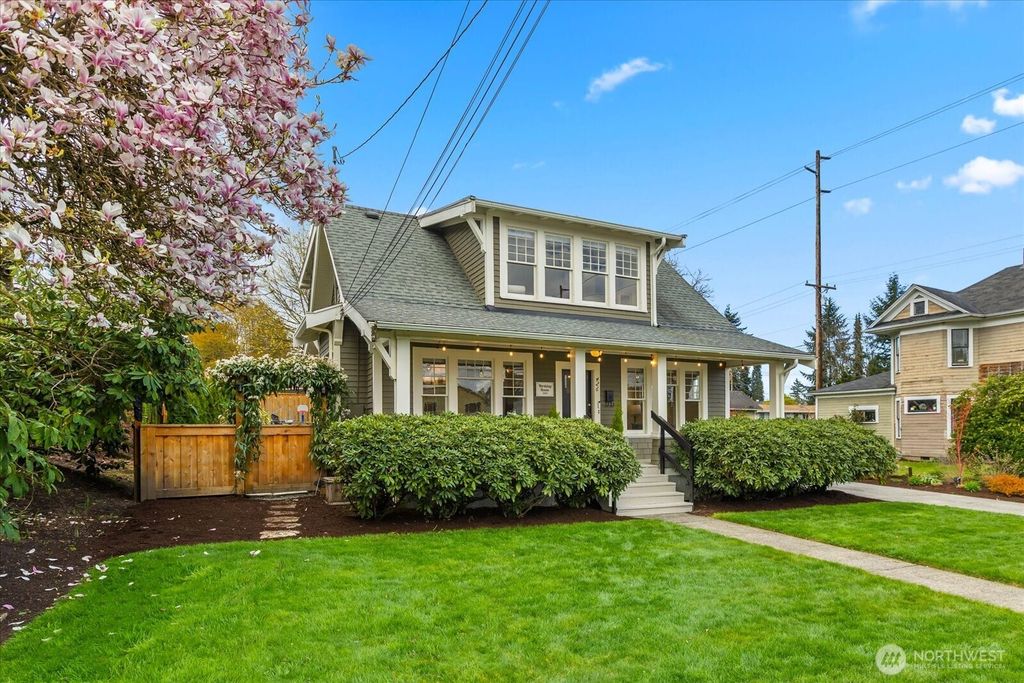 Photo of 426 Union Avenue, Snohomish, WA 98290 (MLS # 2504327)