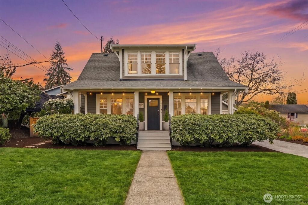 Photo of 426 Union Avenue, Snohomish, WA 98290 (MLS # 2504327)