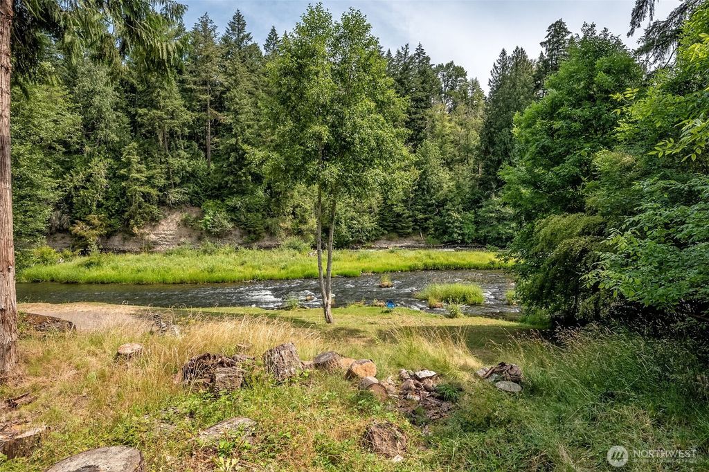 Photo of 8408 Sumac Court SE, Yelm, WA 98597 (MLS # 2515178)