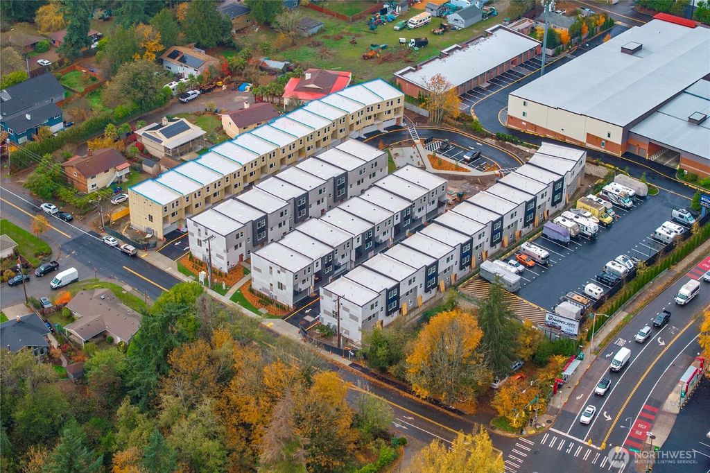 Photo of 11544 17th Circle SW, Burien, WA 98146 (MLS # 2461718)