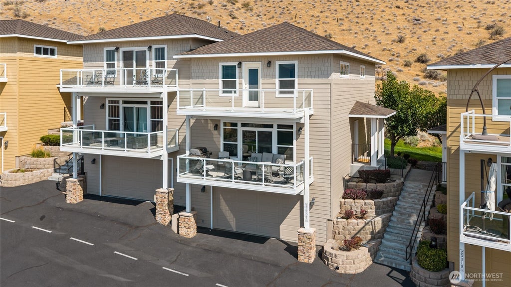 Photo of 23307 Sunserra Loop LOOP NW, Quincy, WA 98848 (MLS # 2582357)