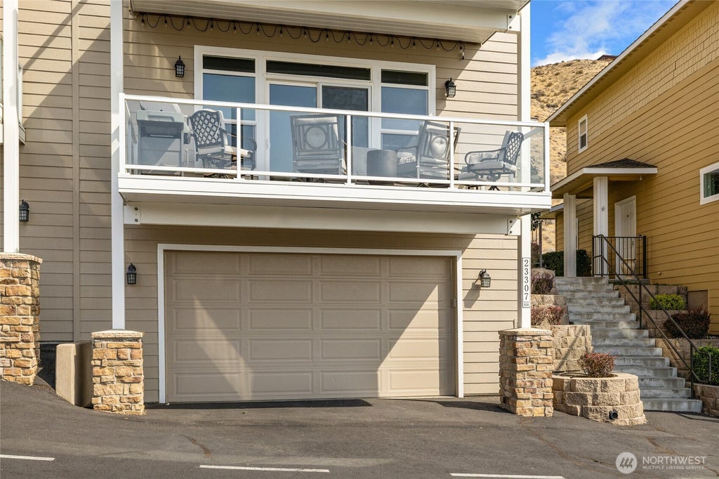 Photo of 23307 Sunserra Loop LOOP NW, Quincy, WA 98848 (MLS # 2582357)