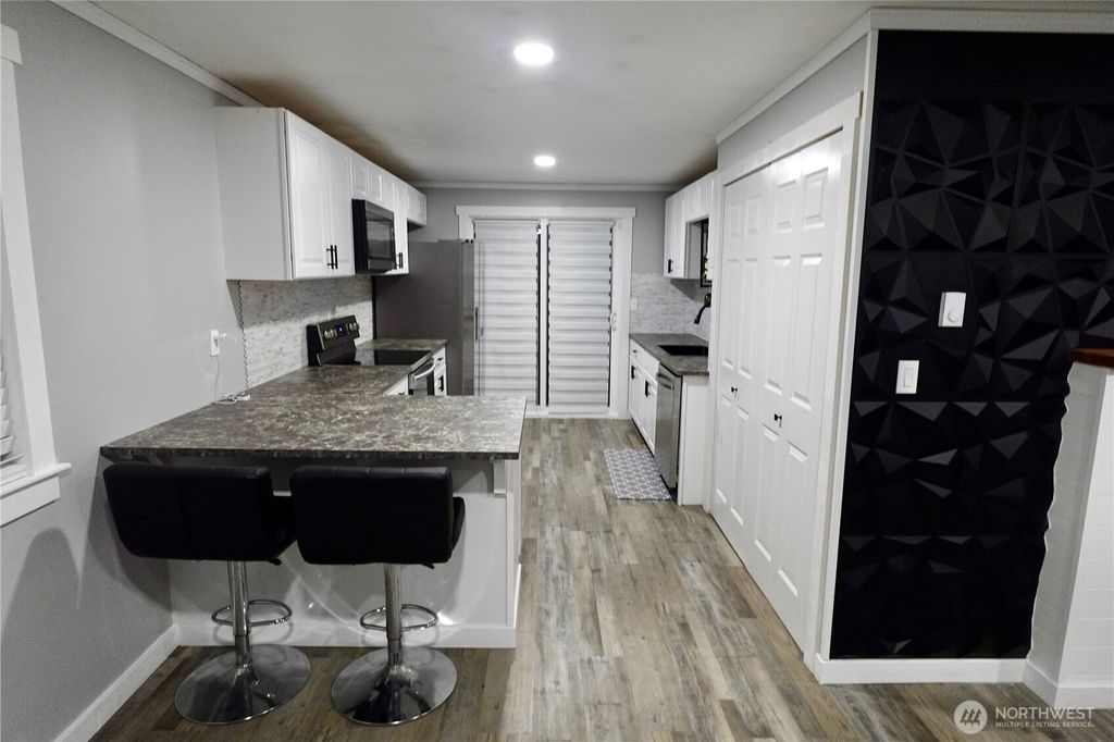 Photo of 9023 11TH Street NE, Lake Stevens, WA 98258 (MLS # 2462944)