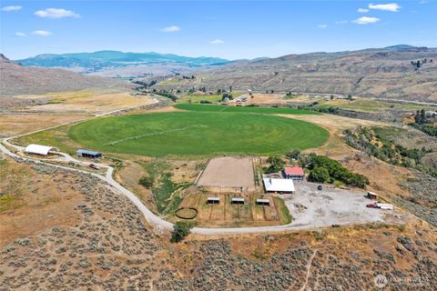 Photo of 93 Warren Road, Tonasket, WA 98855 (MLS # 2396249)