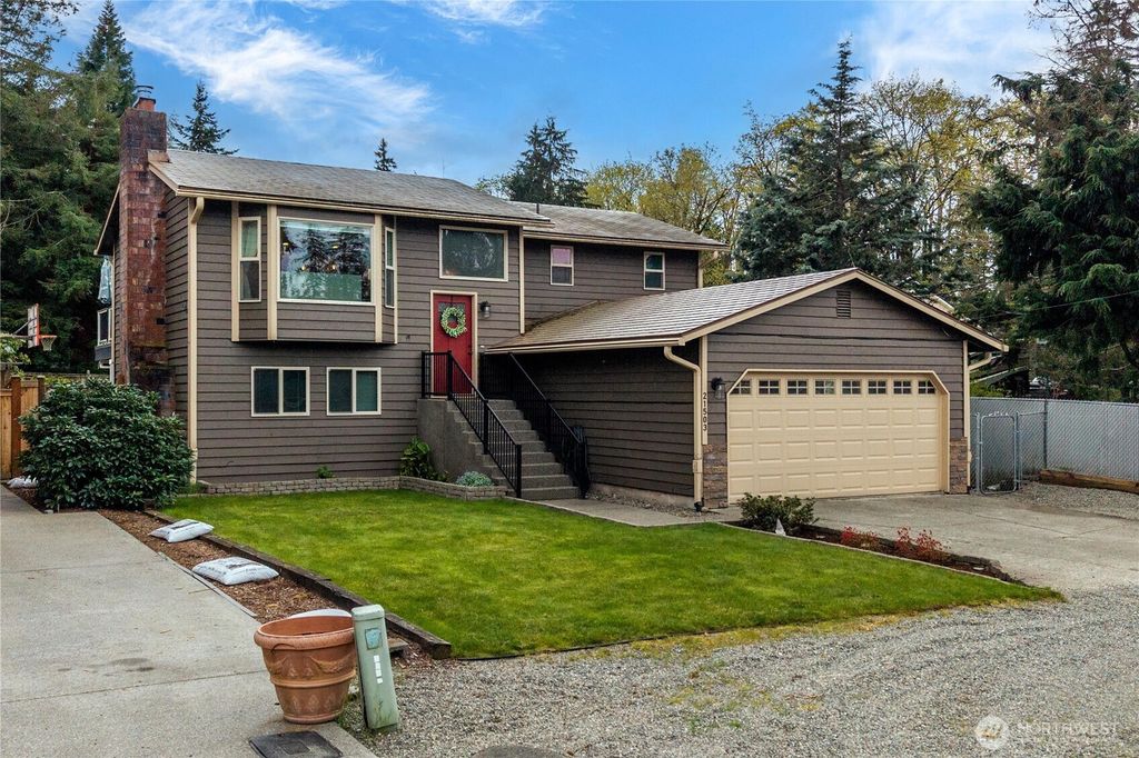 Photo of 21503 SE 266th Street, Maple Valley, WA 98038 (MLS # 2497658)