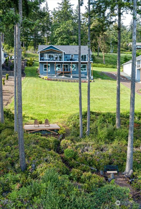 A home in Oak Harbor