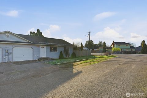 Photo of 13631 51st Avenue NE #A, Marysville, WA 98271 (MLS # 2472066)