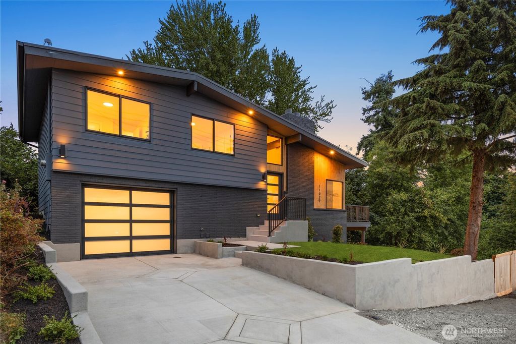 Photo of 11029 84th Avenue S, Seattle, WA 98178 (MLS # 2396034)