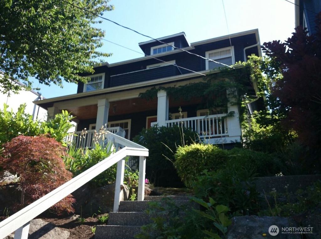 Photo of 1606 29th Avenue, Seattle, WA 98122 (MLS # 2435666)
