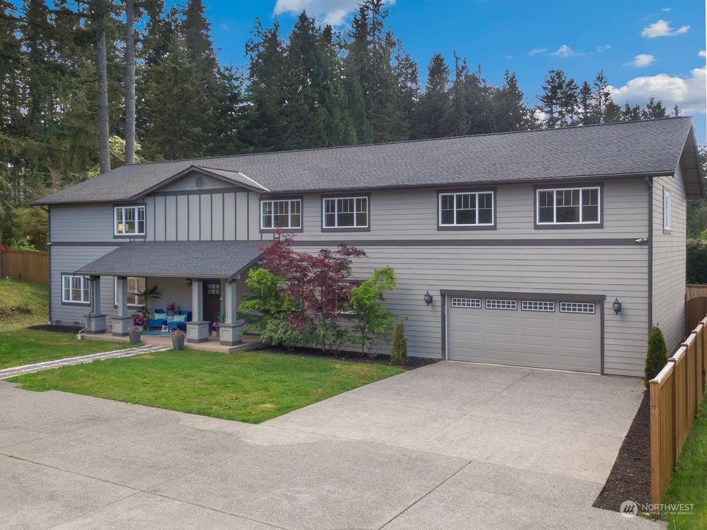 Photo of 24215 SE 24th Street, Sammamish, WA 98075 (MLS # 2269436)