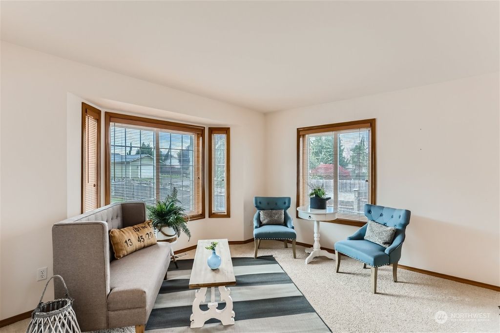 Photo of 6203 44th Place NE, Marysville, WA 98270 (MLS # 2173749)