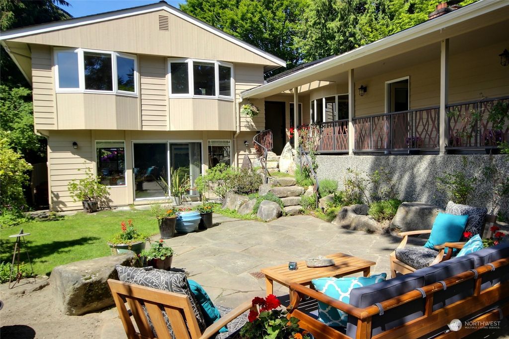 Photo of 1222 NW 117th Street, Seattle, WA 98177 (MLS # 2239302)