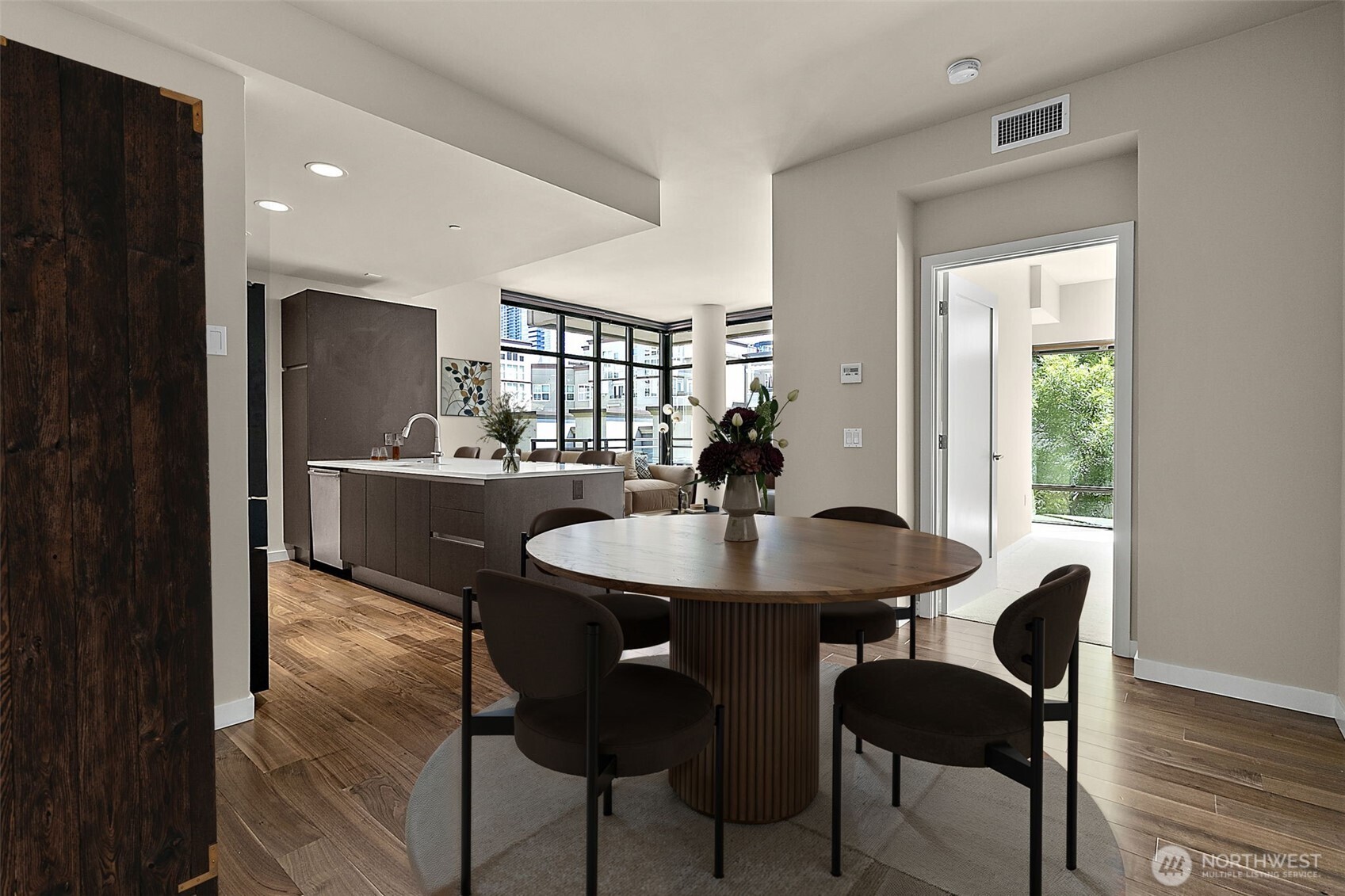 10000 Main Street 504