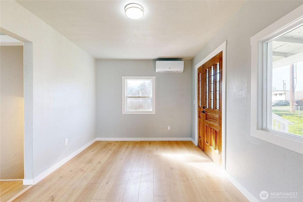 Photo of 255 College Street, Adams, OR 97810 (MLS # 2494726)