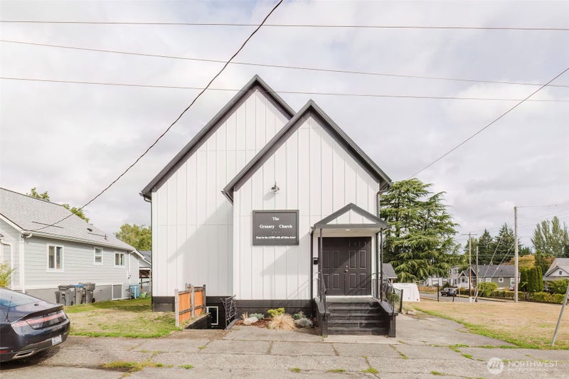 1904 8th Street