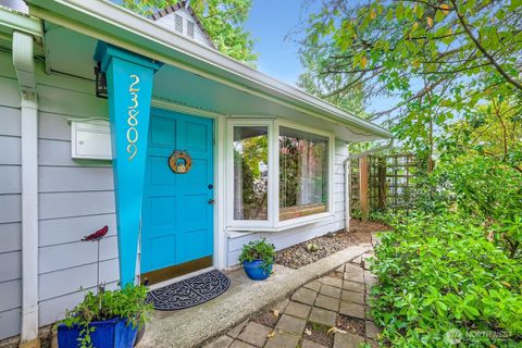 Photo of 23809 60th Avenue W, Mountlake Terrace, WA 98043 (MLS # 2439275)