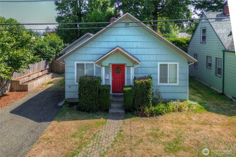 Photo of 236 Milroy Street NW, Olympia, WA 98502 (MLS # 2413393)